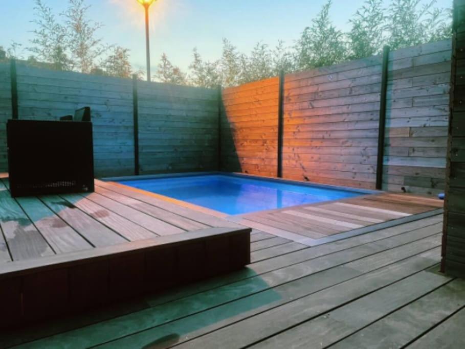 Loft Privatise Avec Spa Xxl Et Piscine Chauffee Bruz Extérieur photo