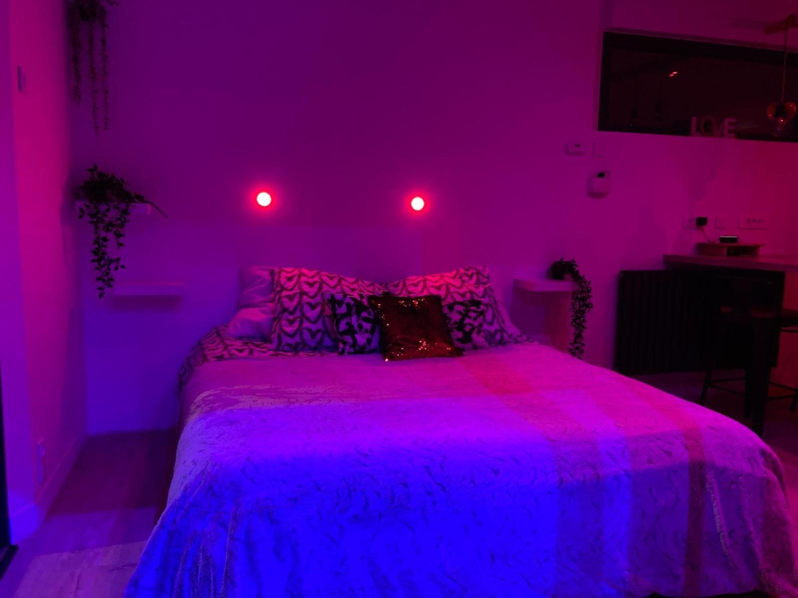 Loft Privatise Avec Spa Xxl Et Piscine Chauffee Bruz Extérieur photo